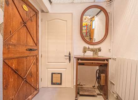 Busques una autèntica casa d’estil rústic en ple casc antic de Castelló d’Empúries?8