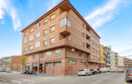 La versatilitat d'un local comercial de 270,60 m2