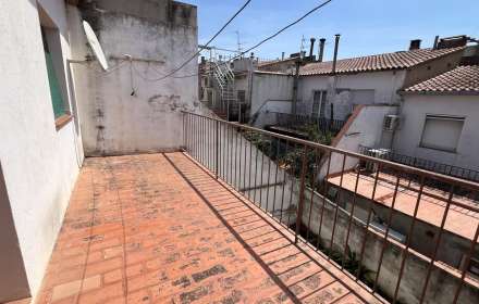 Casa en venta en figueres (barrio sant joan)