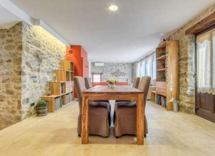 Casa de piedra con vistas excelentes a L'Albera.8