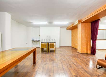 La versatilitat d'un local comercial de 270,60 m210