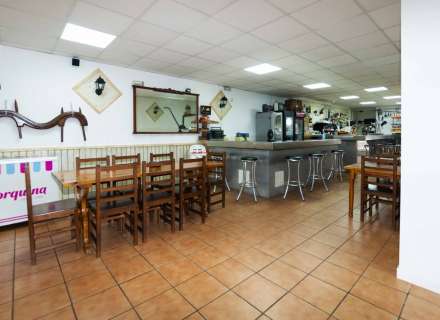 Bar Restaurante en Roses11