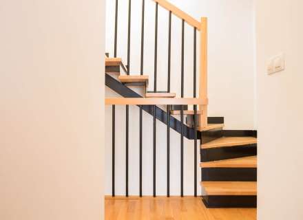 Spectacular duplex with 3 bedrooms plus a study and a 120m² terrace.18