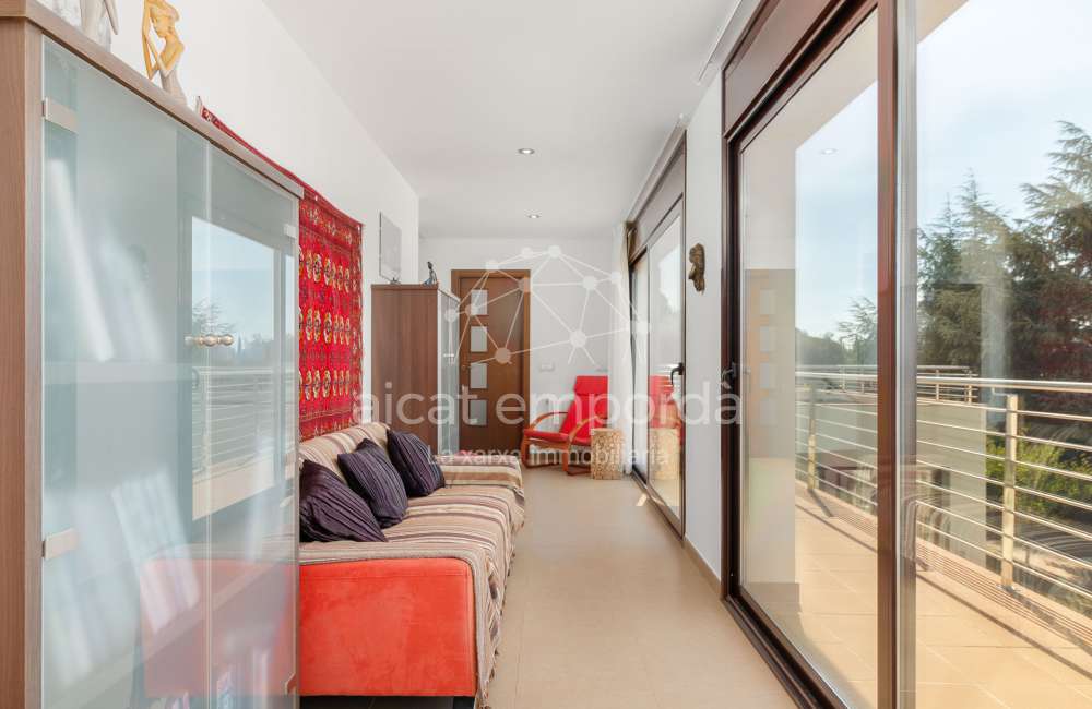 Magnífica casa moderna en Pau, ubicada en una zona tranquila y privada de la Costa Brava.33