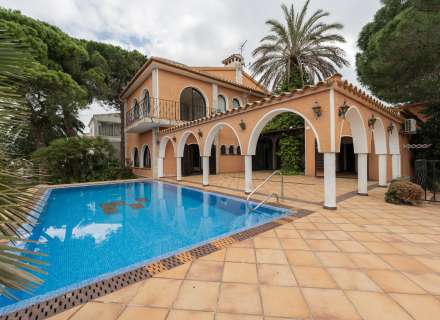 Casa exclusiva amb amarrador de 30 metres a Empuriabrava16