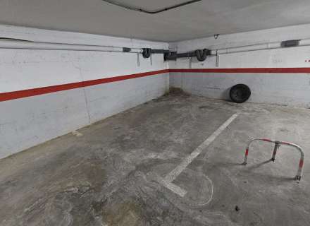 Une place de parking à vendre à Figueres.0