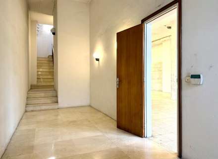 Figueres. Local comercial + sótano en venta (C/Empordà).13