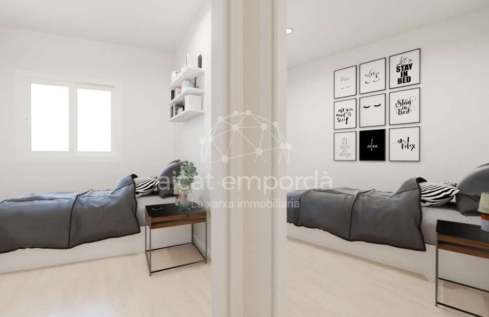 Construeix la teva nova casa en un poble rústic a només uns minuts de la platja!13