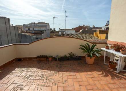 Casa en perfecte estat al centre de Figueres72