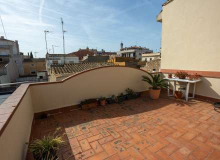 Casa en perfecte estat al centre de Figueres73