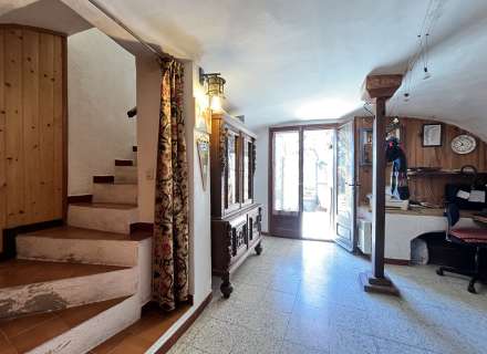 Charmante maison à Biure.11