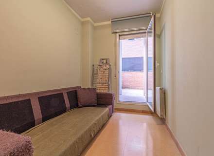 Busques un pis amb terrassa, llum natural i vistes a Figueres?42