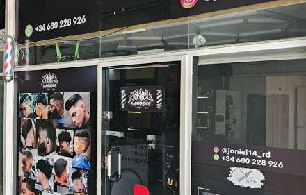 Local comercial en venda al carrer sant llàtzer de figueres