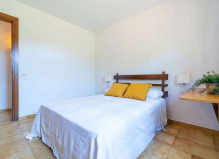 Maison/villa individuelle de style rustique, située à Bon Relax, à Sant Pere Pescador, à 1 km de la mer.19