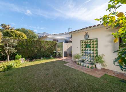 Casa amb vistes al mar a Torre Gran – Parcel·la de 580 m²11