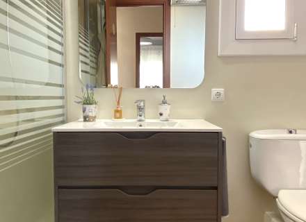 Casa adossada a prop del mar a la Urb. Amfora, Sant Pere Pescador30