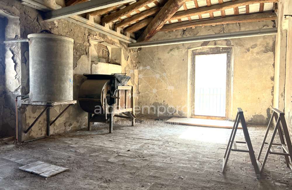 Maison de ville à rénover dans le village de l'Armentera, Alt Empordà.40