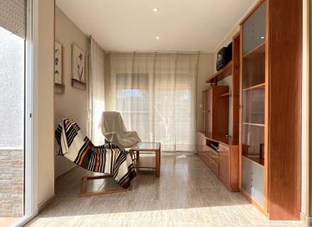 Acogedor apartamento en planta baja con gran terraza en Sant Pere Pescador, Alt Empordà.4