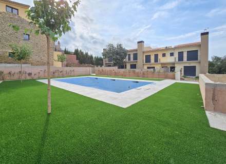 Promoció nova al Balcó de L’Empordà a Palau Saverdera. A partir de 450.000 €.42