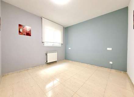 Piso en Venta en el Centro de Figueres: Comodidad y Estilo.19