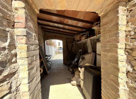 Maison moderne avec jardin et fort potentiel à Pontós.36