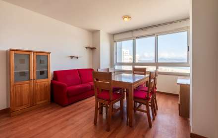 Viu el mar a només 100 metres de la platja d’empuriabrava.