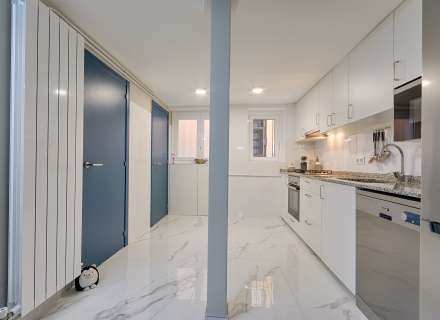 Casa de pueblo totalmente reformada en pleno centro de Roses6