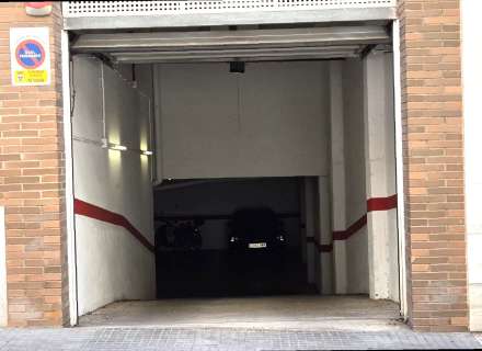 Modernitat al Cor de Roses: La Teva Llar a Prop del Mar.22