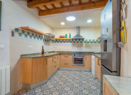 Autèntica i acollidora casa de poble a Sant Pere Pescador.9