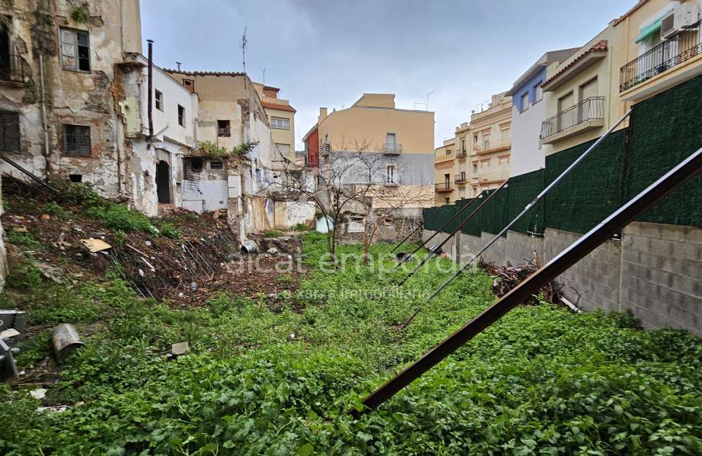 Sòl urbà al centre de la vila4