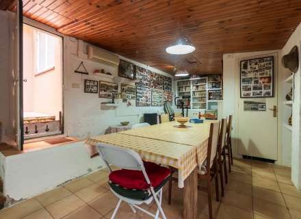 Planta baixa amb jardí i piscina privada a Llançà – Ideal inversió o segona residència15