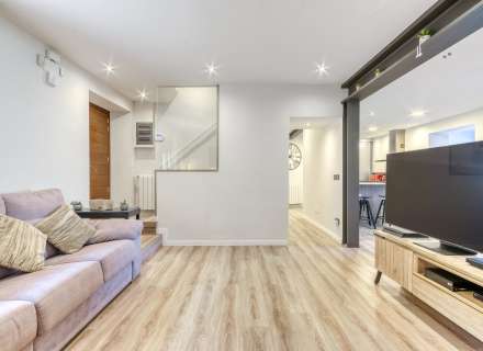 Casa en Sant Llorenç de la Muga con Licencia turística.12