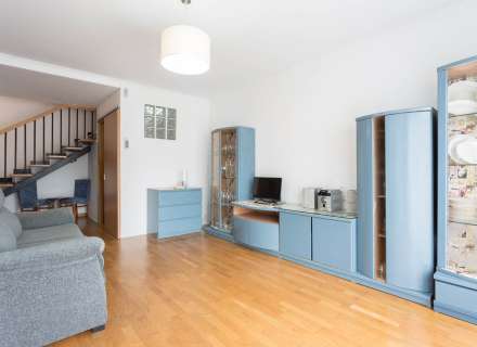 Spectacular duplex with 3 bedrooms plus a study and a 120m² terrace.4