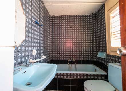 Venda d'EDIFICI COMPLET al centre de LA JONQUERA.24