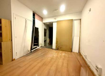 Edificio en venta en Figueres (Calle Peralada).18