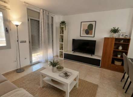 Studio à vendre à Figueres avec place de parking incluse, idéal pour les investisseurs.0