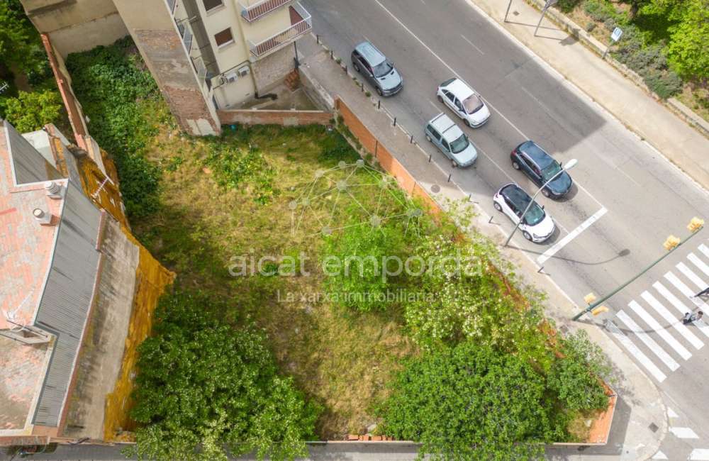 Terrain à vendre de 223 m² au centre de Figueres4