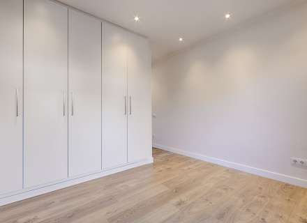 Casa amb jardí a Sant Pere Pescador.16