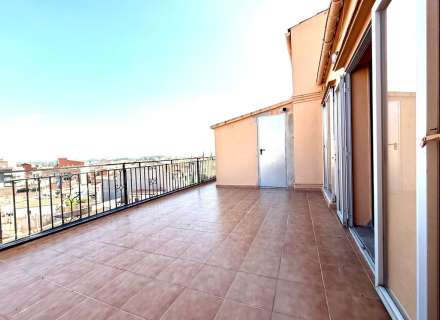 Àtic en venda (Figueres).1