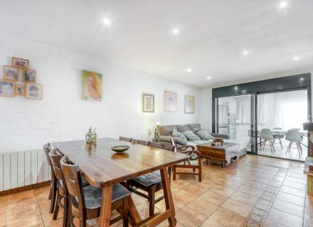 Calidez y tranquilidad es lo que ofrece esta amplia vivienda.7