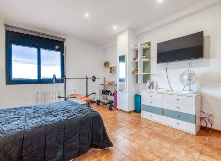 Calidez y tranquilidad es lo que ofrece esta amplia vivienda.26