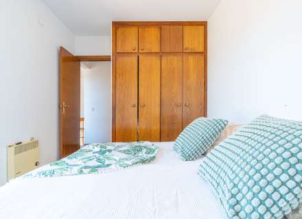 Maison/villa individuelle de style rustique, située à Bon Relax, à Sant Pere Pescador, à 1 km de la mer.37
