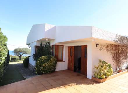 House with sea views in Cap de Vol - Exclusivity and charm in El Port de la Selva25