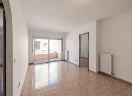 Oportunitat al centre de Figueres Pis amb amplia terrassa i excel.lent ubicació3