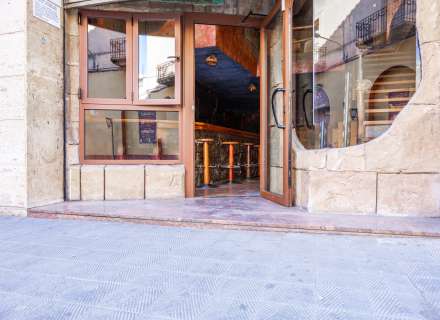 Local commercial – restaurant en plein centre de Figueres42