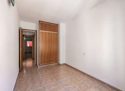 Oportunitat al centre de Figueres Pis amb amplia terrassa i excel.lent ubicació18