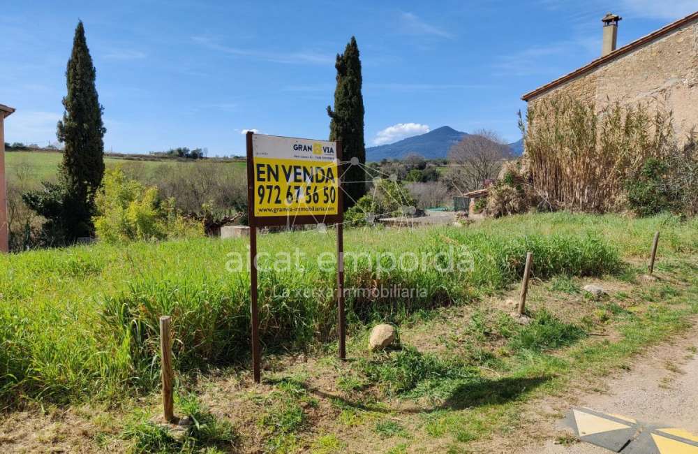 Solar en venda a LLadó6