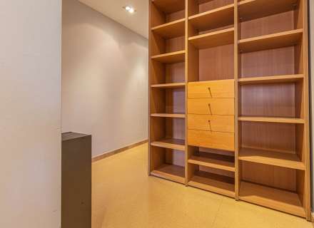 Busques un pis amb terrassa, llum natural i vistes a Figueres?40