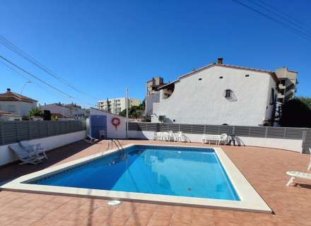 Casa adossada a Santa Margarida - El teu refugi ideal!1