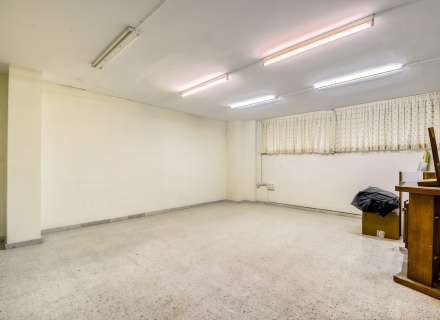 La versatilitat d'un local comercial de 270,60 m214